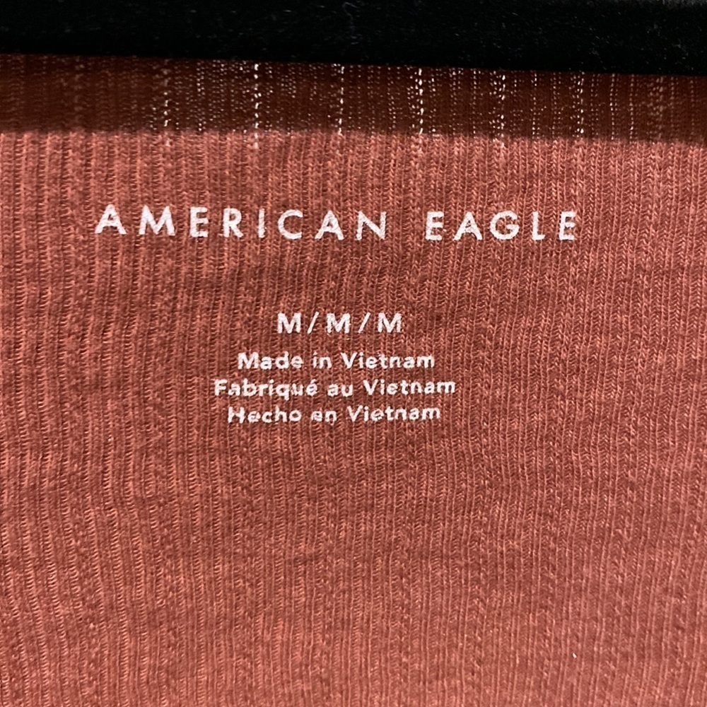 American Eagle Ribbed Button Down Top Euc - image 3